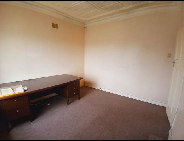 3 BEDROOM HOUSE FOR SALE IN ELSBURG